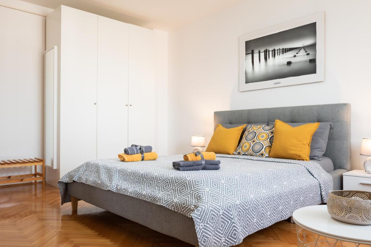 Apartment Dorrea Pula Exteriér fotografie